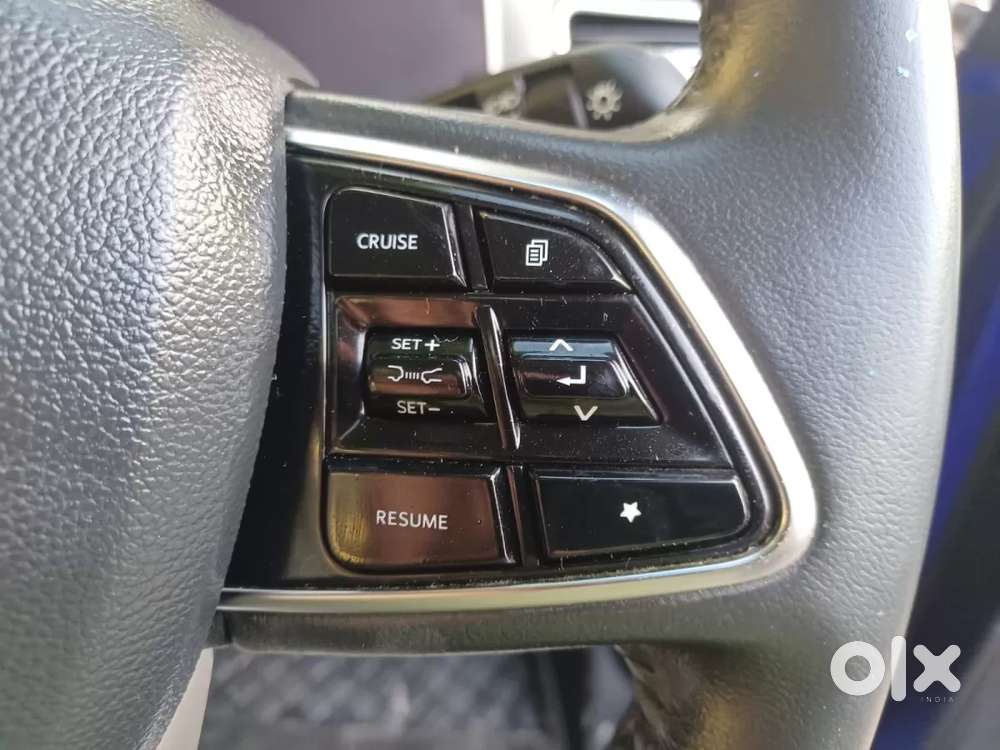 Mahindra Xuv700 Ax7 Luxury Pack Awd, 2022, Petrol