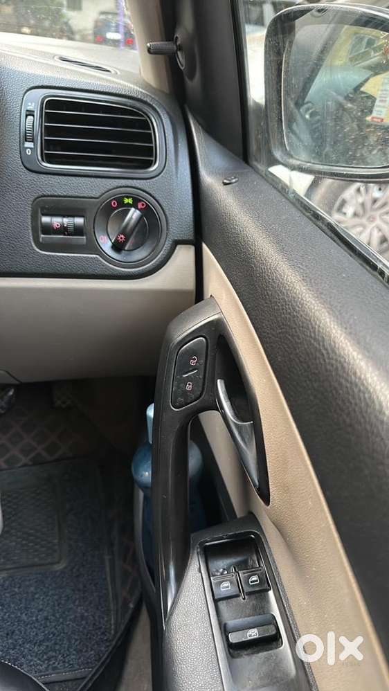 Volkswagen Petrol Car 2012