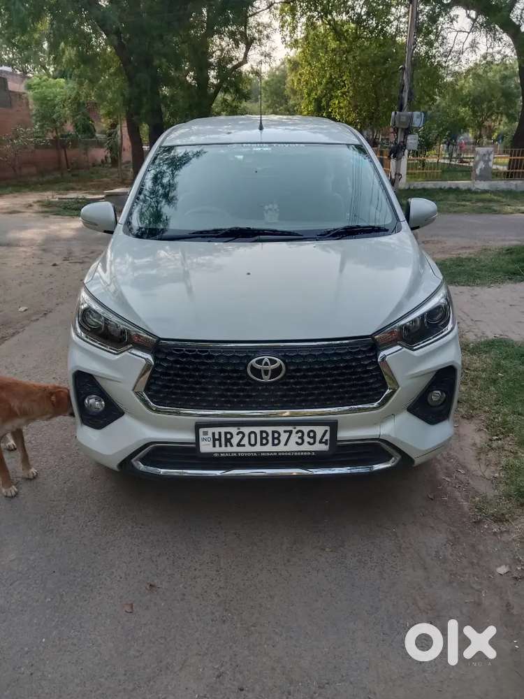 Toyota Rumion 2025 Petrol Well Maintained