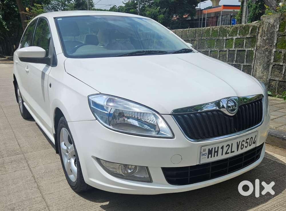 Skoda Rapid 1.5 Tdi At Ambition With Alloy Wheel, 2015, Diesel