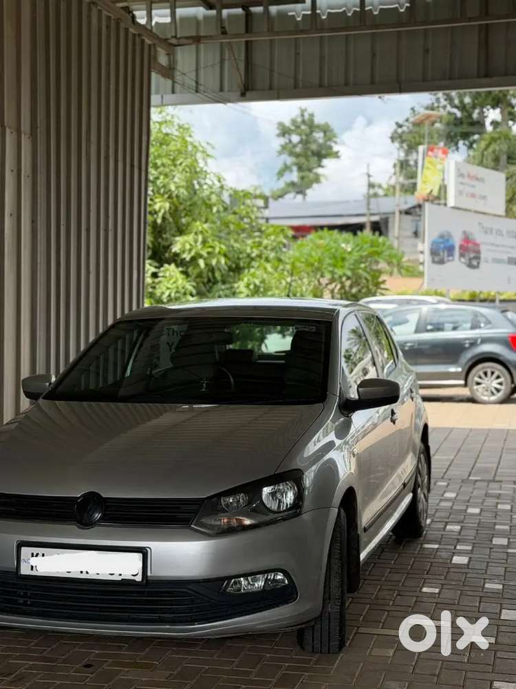 Volkswagen Polo 2015 Petrol Well Maintained, Company Service