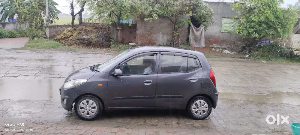 Hyundai I10 Magna 2012 Car