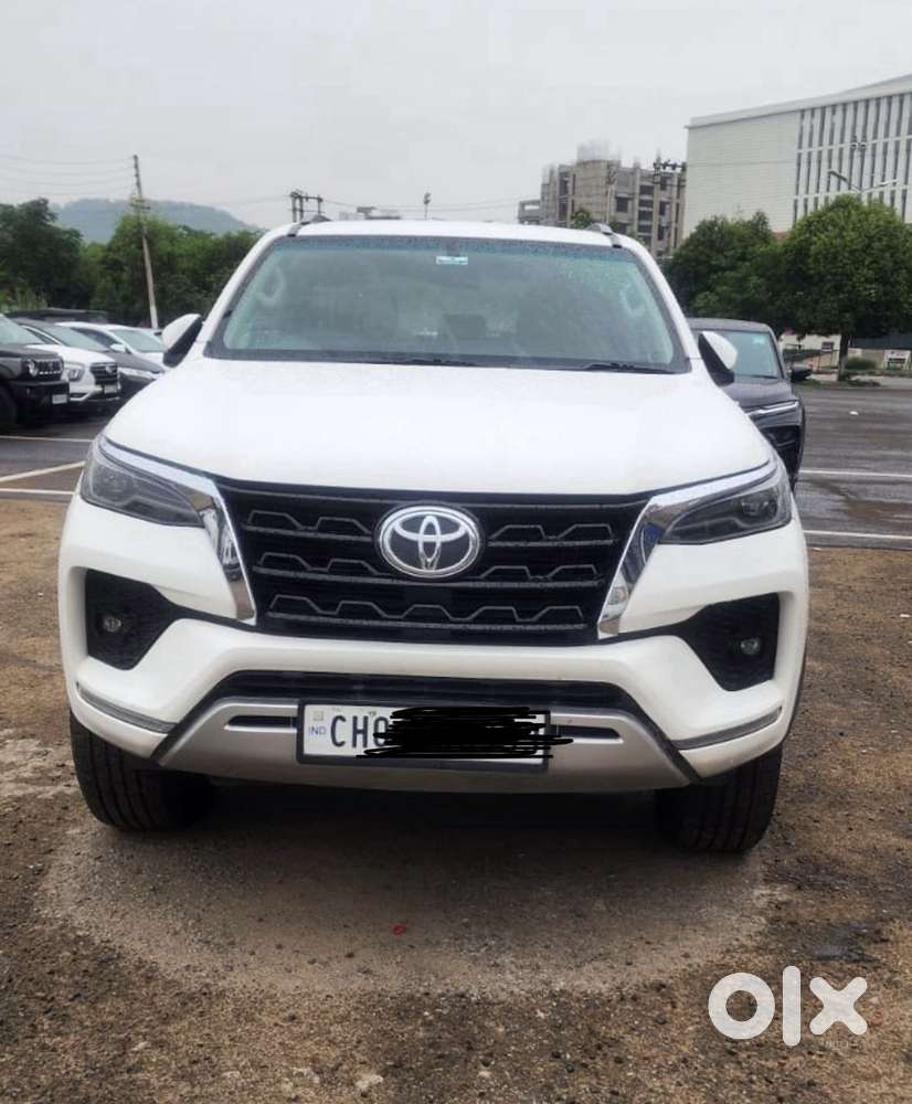 Toyota Fortuner 4x2 At 2.8 Diesel, 2022, Diesel