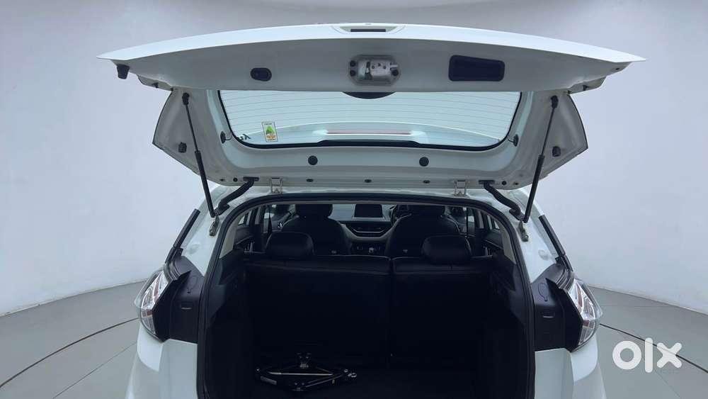 Tata Nexon 1.5 Revotorq Xza Plus S Amt, 2021, Petrol