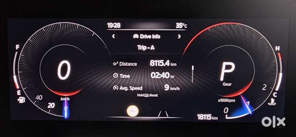 Mahindra Xuv700 2.2 Ax 7 Diesel At Luxury Pack Str, 2025, Diesel