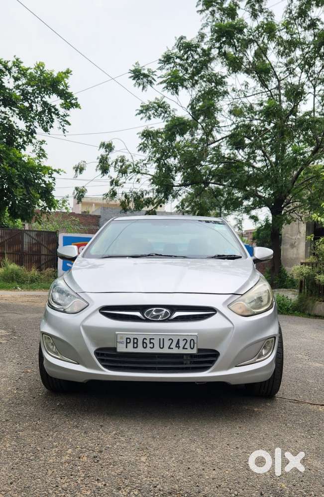 Hyundai Verna, 2013