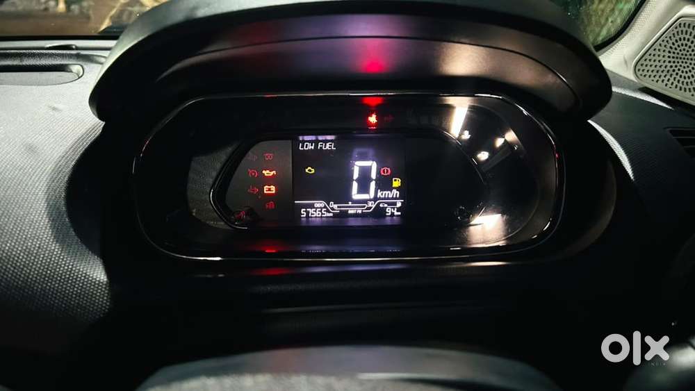 Tata Tiago Rhythm 2024
