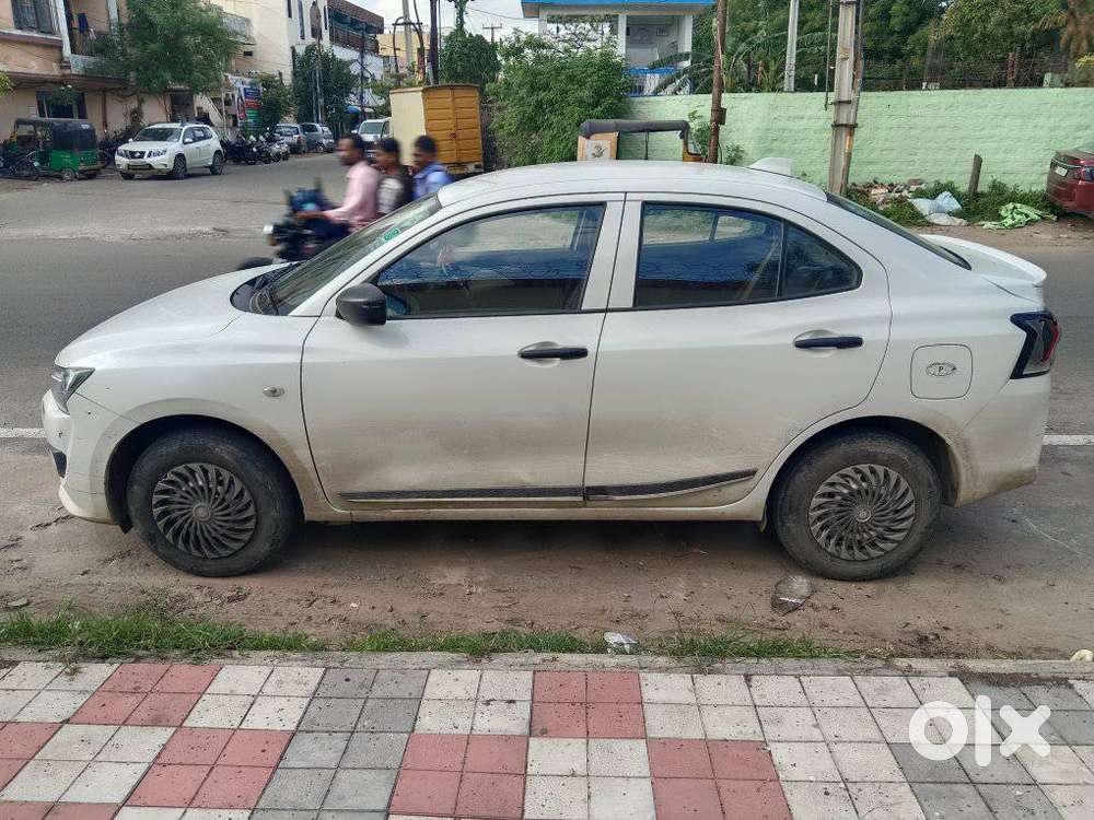 Maruti Suzuki Dzire 1.2 Tour S Cng, 2025, Cng & Hybrids