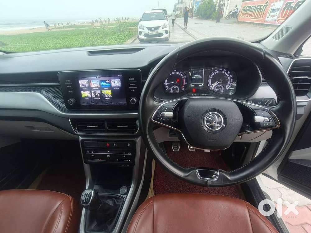 Skoda Kushaq 1.0 Tsi Ambition, 2022, Petrol