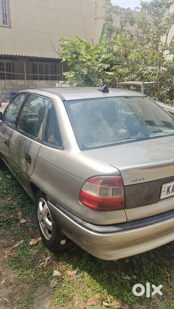 Opel Astra Gli 2003