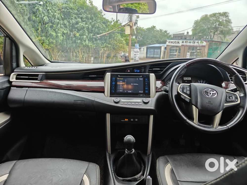 Toyota Innova Crysta 2.4 V 7 Str, 2018, Diesel