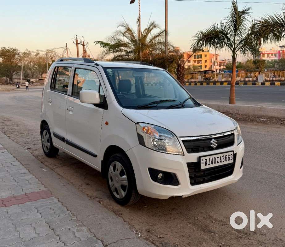 Maruti Suzuki Wagon R Vxi Amt Opt 1.2, 2016, Petrol