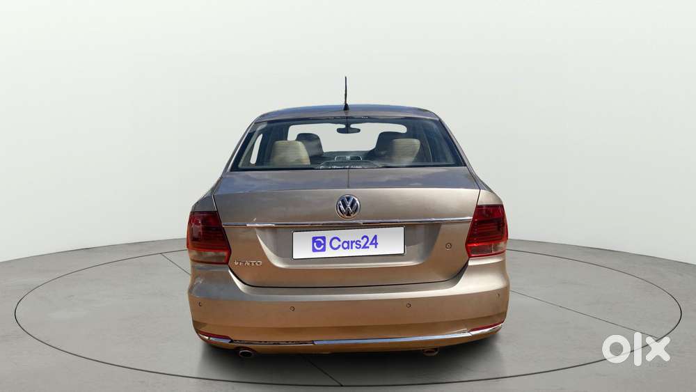 Volkswagen Vento 2010-2013 Petrol Highline, 2017, Petrol