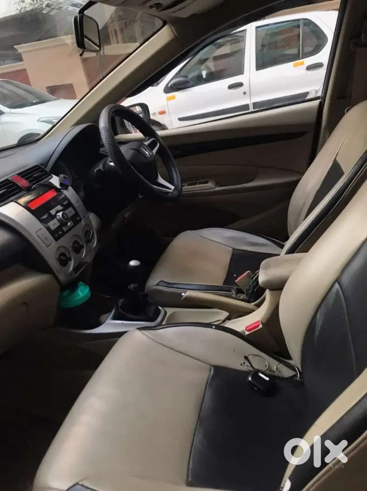 Honda City 1.5 V 2010