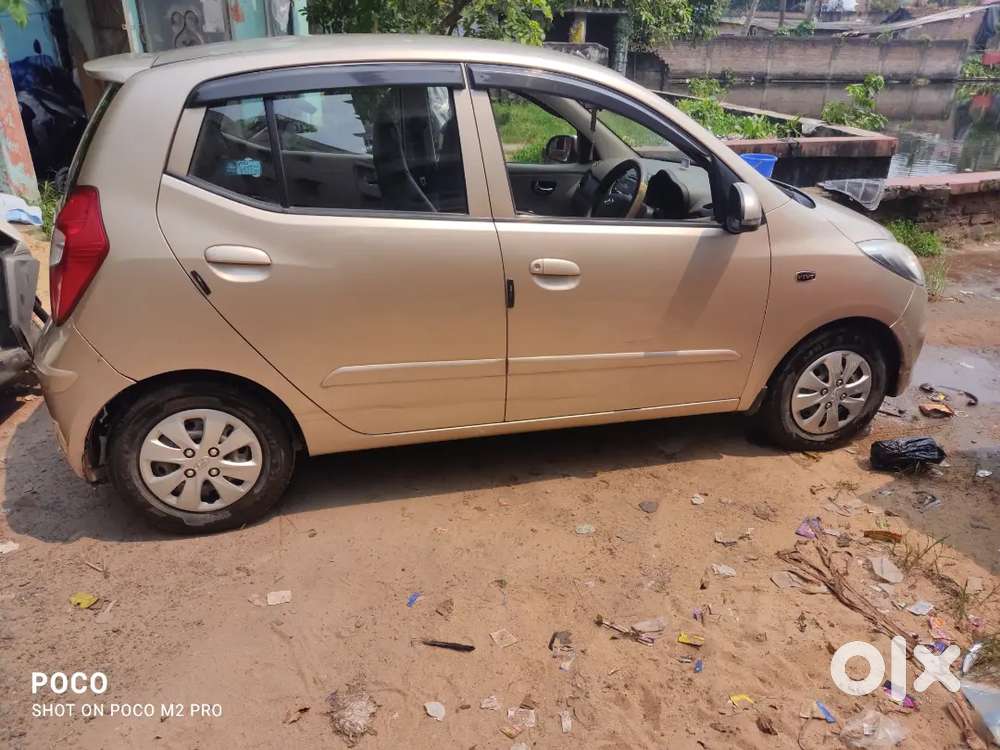 Hyundai I10 Sportz 2012