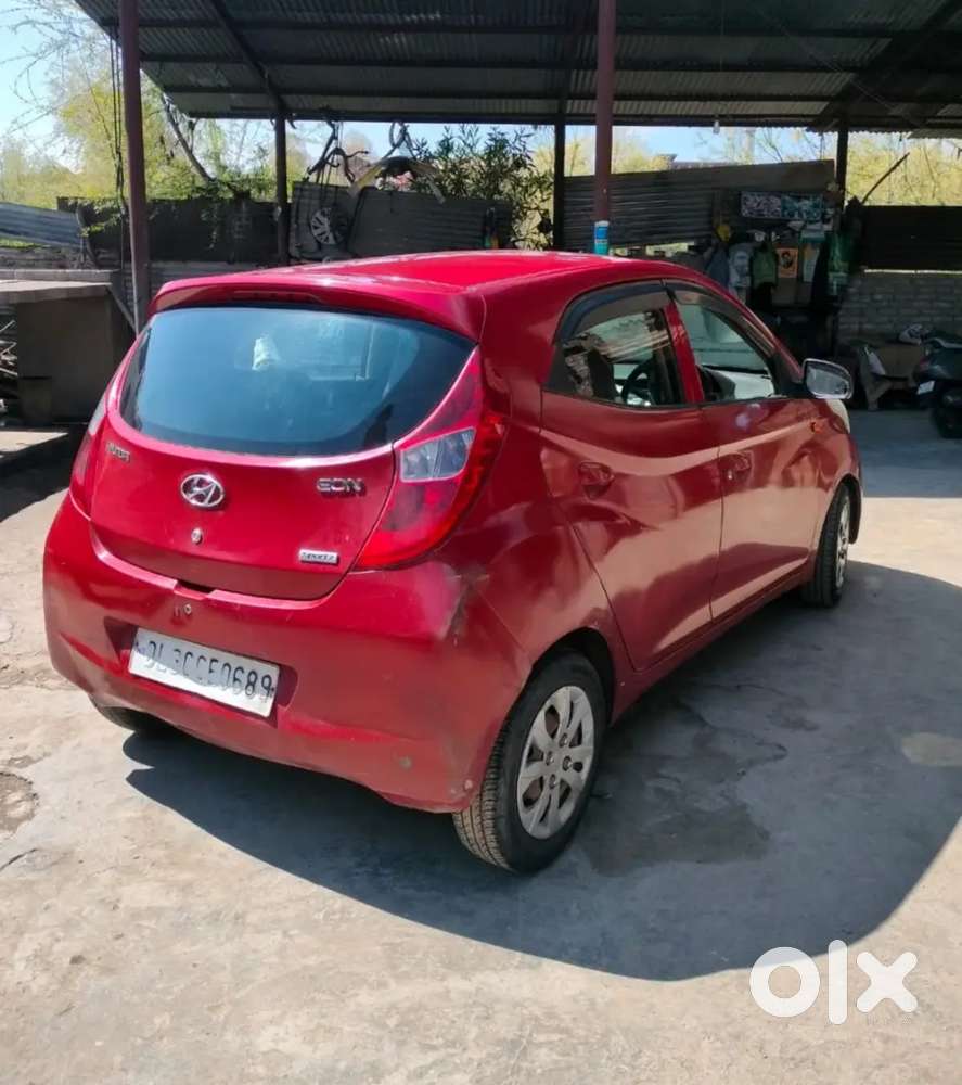 Hyundai Eon 2015 Petrol Well Maintained