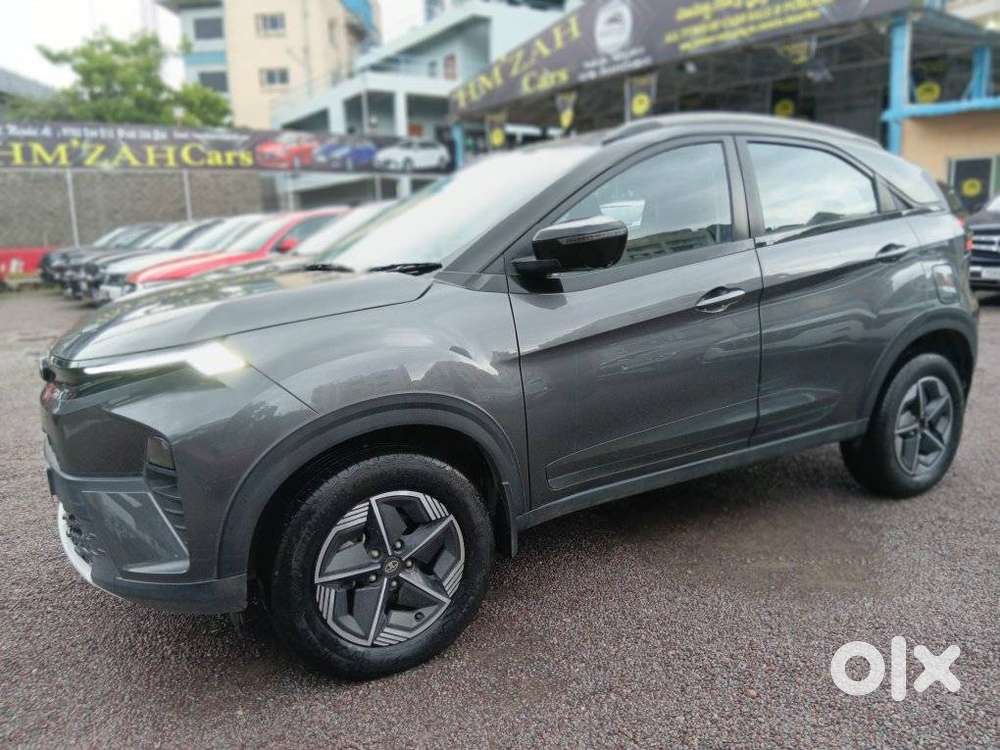 Tata Nexon Creative Plus 1.2 Revotron Petrol 6 Amt Dt, 2024, Petrol