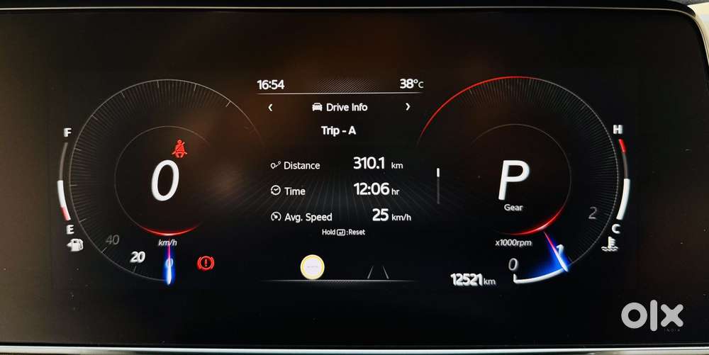 Mahindra Xuv700 2.2 Ax 7 Diesel At Luxury Pack Str, 2024, Diesel