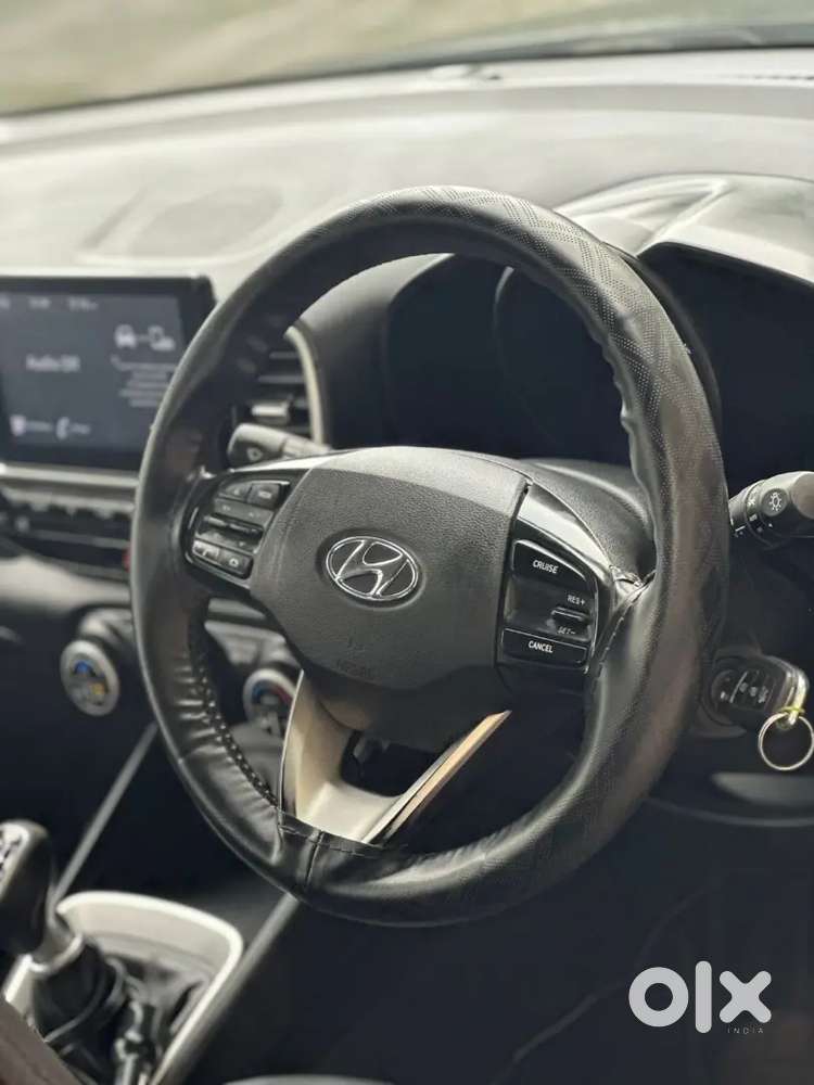 Venue Sx (top Model)
Sunroof
Diesel 
Manual
2020 Mo