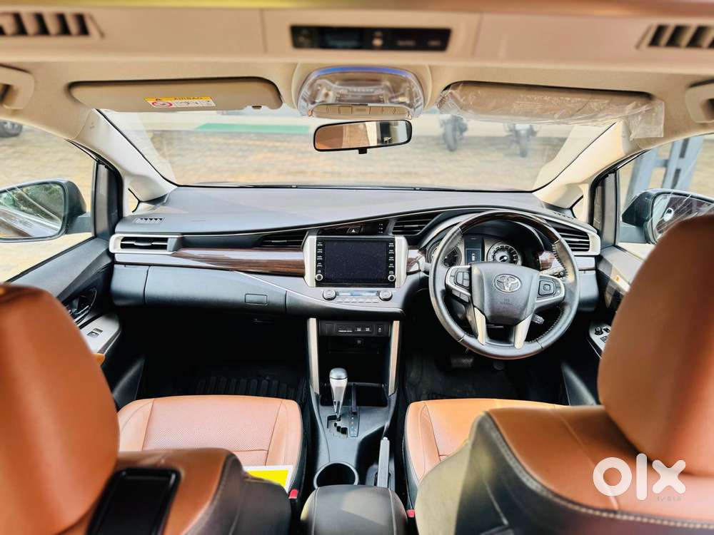 Toyota Innova Crysta