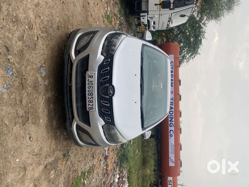 Mahindra Marazzo M6 7str