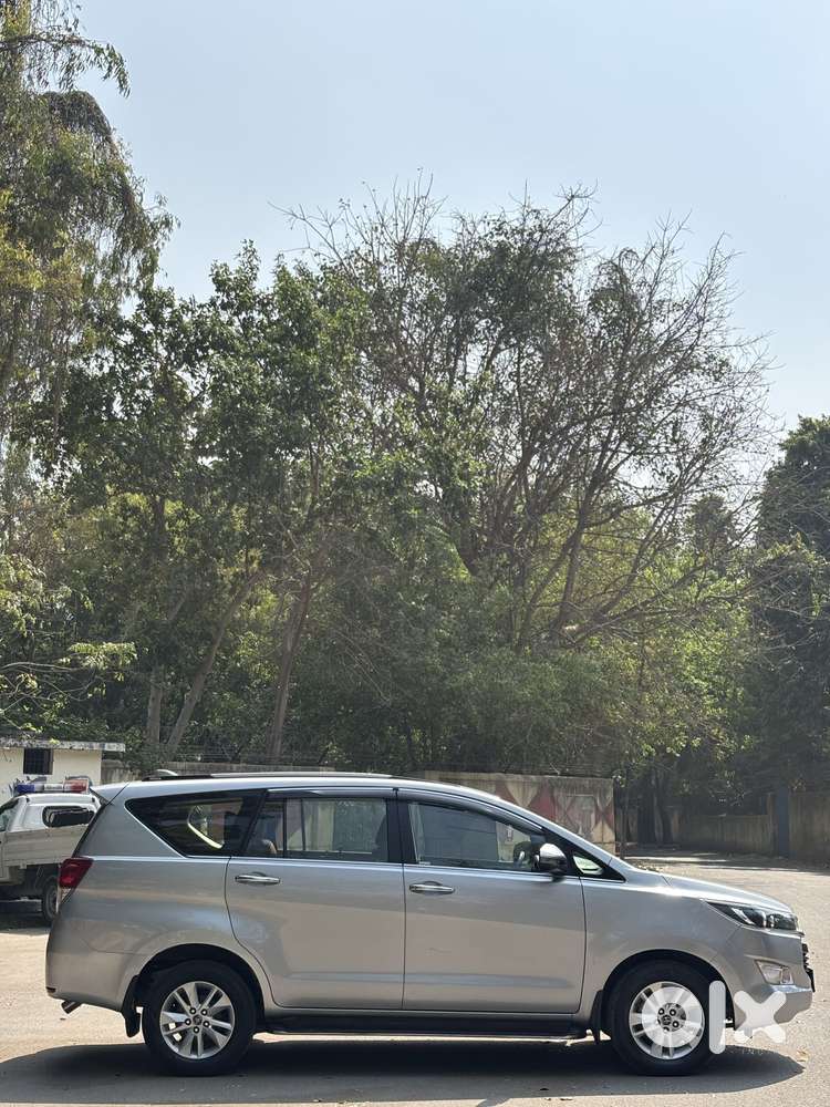 Toyota Innova Crysta 2.4 V, 2019, Diesel