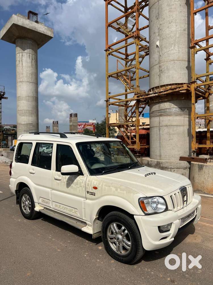 Mahindra Scorpio Vlx At 4wd Bs-iv, 2013, Diesel