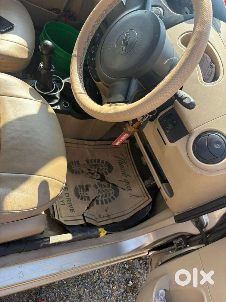 Chevrolet Spark 2011 Petrol 70000 Km Driven