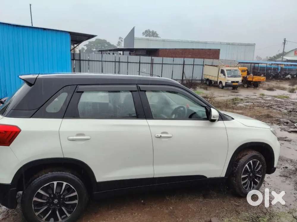 Pvt Automatic Petrol Maruti Brezza Zxi Smart Hybrid Model 11/2020 Ins