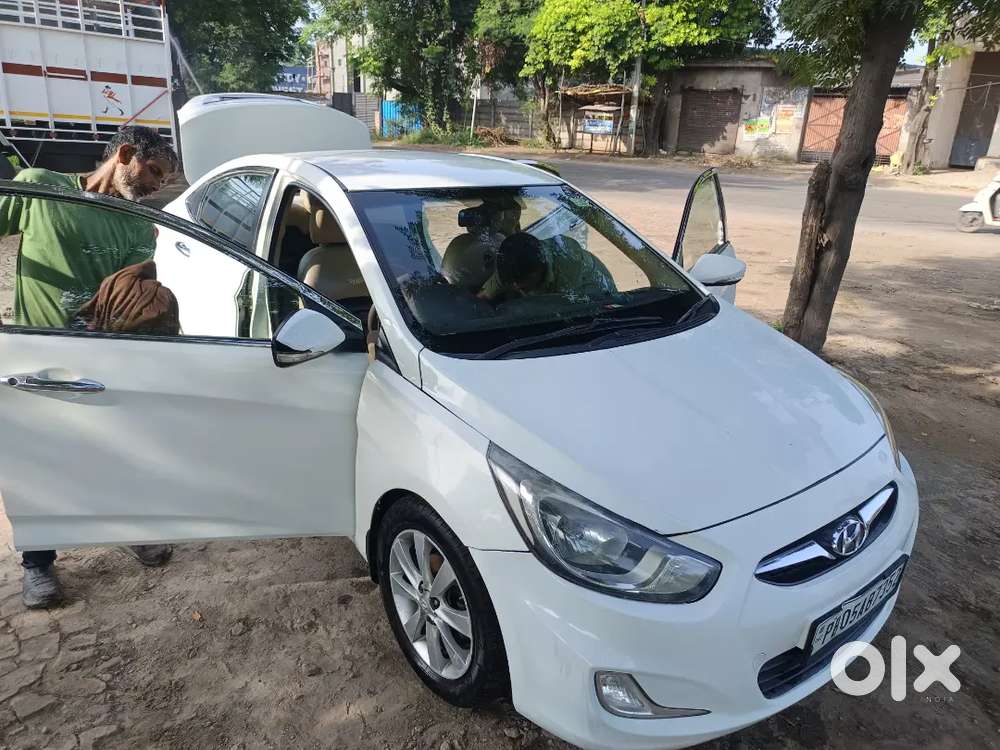 Hyundai Verna Fluidic 2011 Year