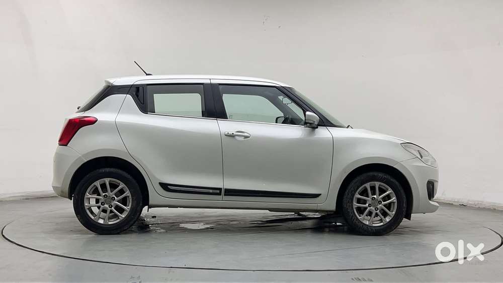 Maruti Suzuki Swift Amt Zxi, 2022, Petrol