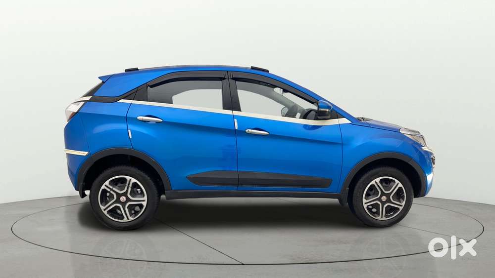 Tata Nexon 1.2 Revotron Xt, 2018, Petrol
