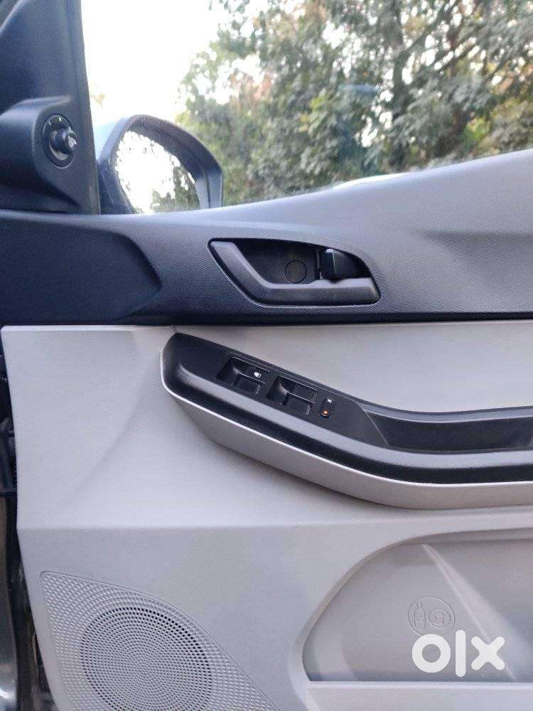 Tata Tiago 1.05 Revotorq Xt Option, 2021, Petrol