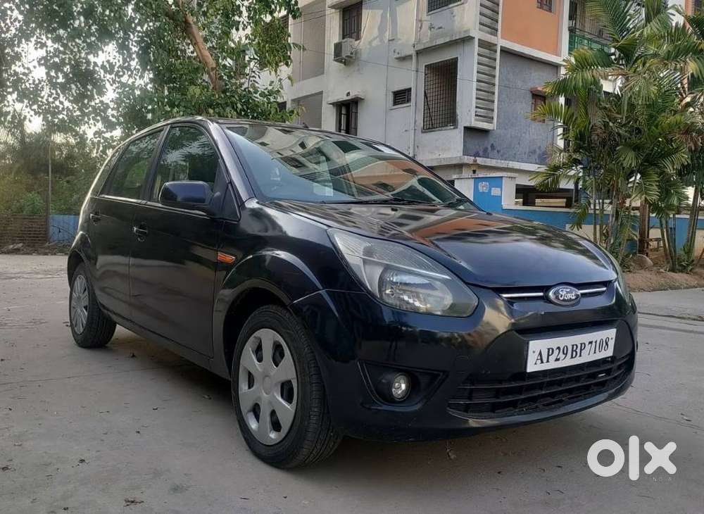 Ford Figo 2010-2012 Diesel Zxi, 2011, Diesel