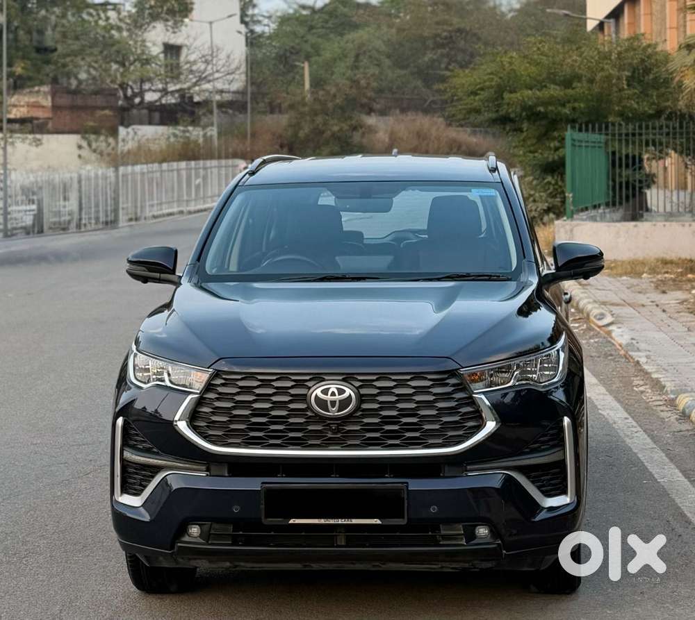 Toyota Innova Hycross 2.0 Vx Hybrid 7 Str, 2023, Petrol