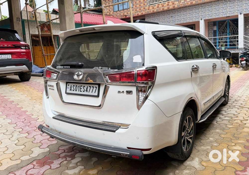 Toyota Innova Crysta Diesel 61000 Km Driven
