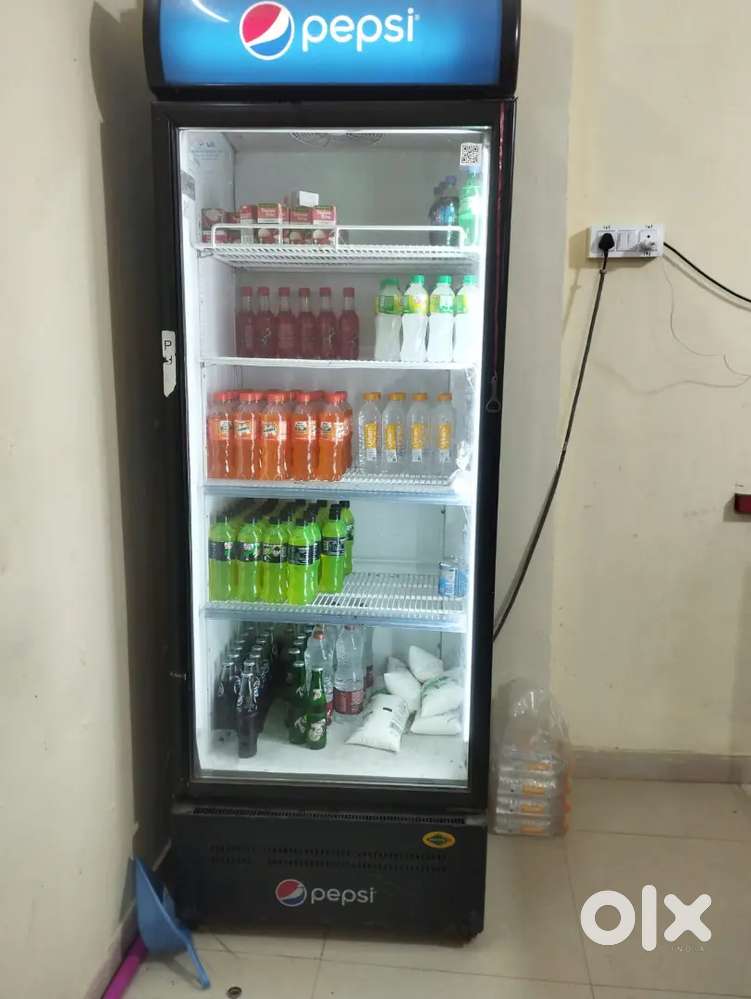 Camecial fridge