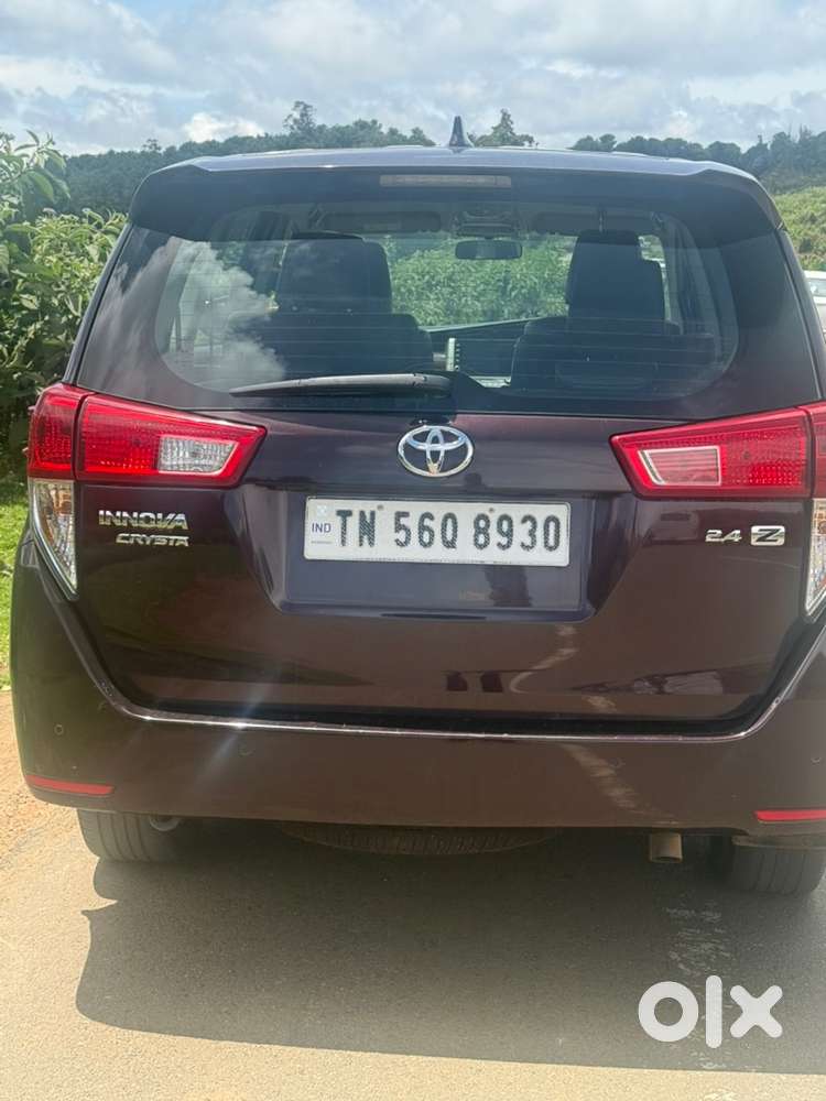 Toyota Innova Crysta