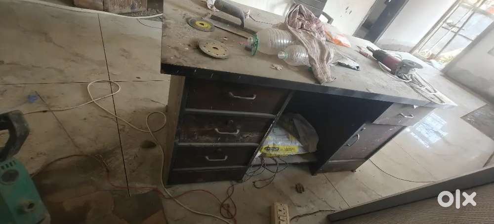 Office table and chair
