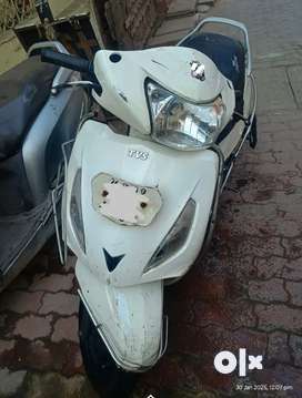 Buy Sell Second Hand Jupiter Scooty in Jhansi Used Scooters in Jhansi OLX