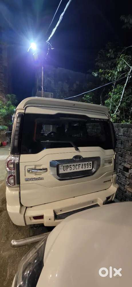 Mahindra Scorpio S10 2016 Diesel Manual