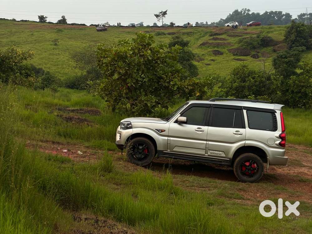 Mahindra Scorpio S10 2015 Year