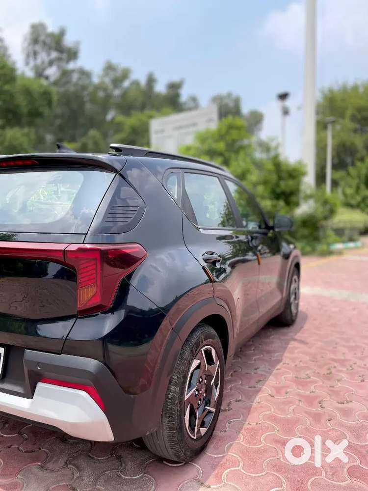 Kia Sonet 2024 Petrol 6000 Km Driven With Sunroof