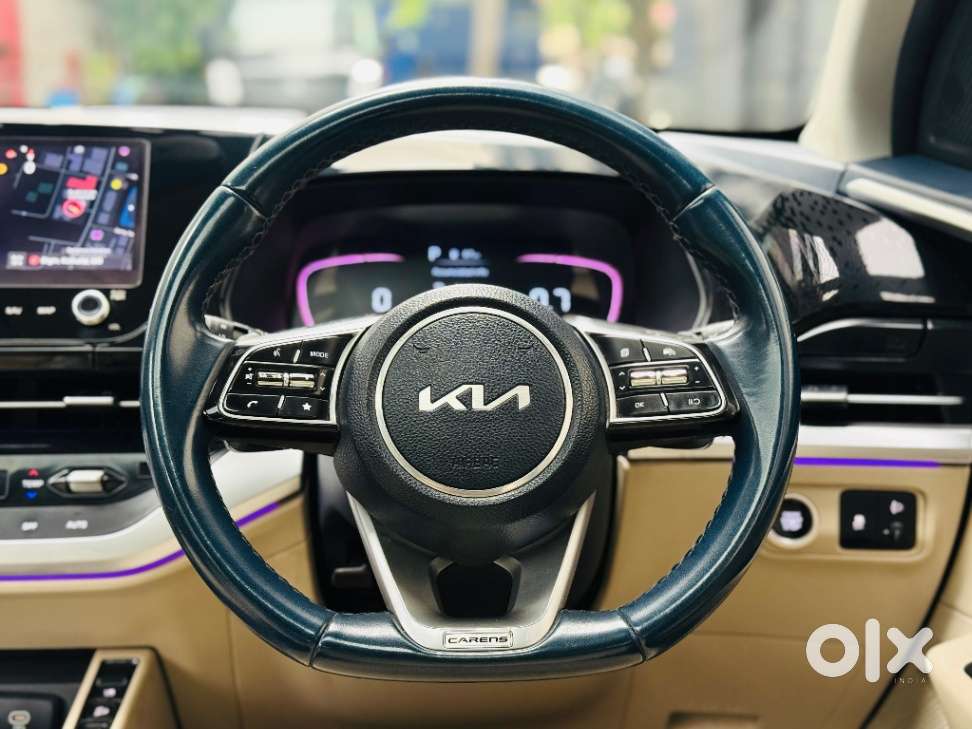 Kia Carens 1.4 Luxury Plus 6 Str, 2022, Petrol