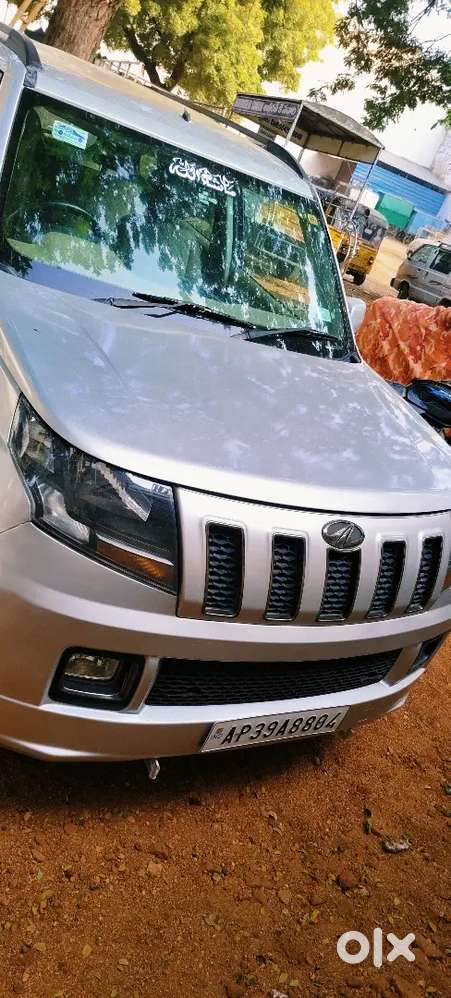Mahindra Tuv 300 2019 Diesel 105000 Km Driven