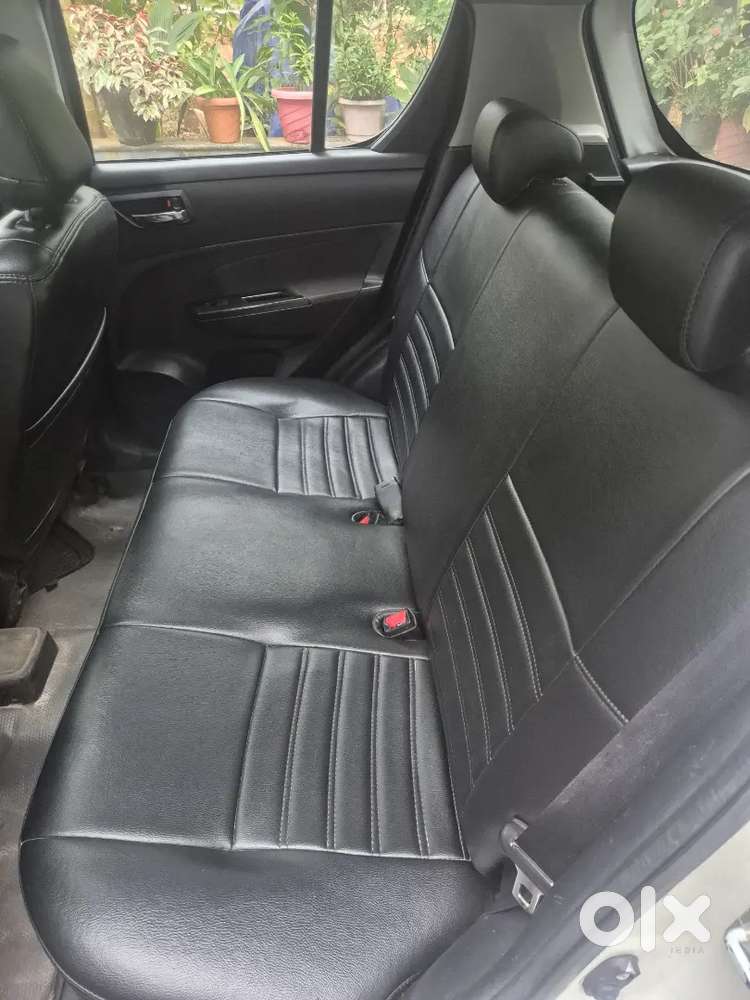 Maruti Suzuki Swift Petrol 2012