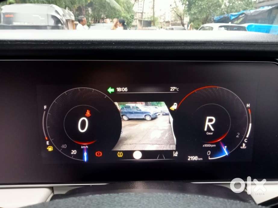 Mahindra Xuv700 2.2 Ax 7 Diesel Mt Luxury Pack Str, 2025, Diesel