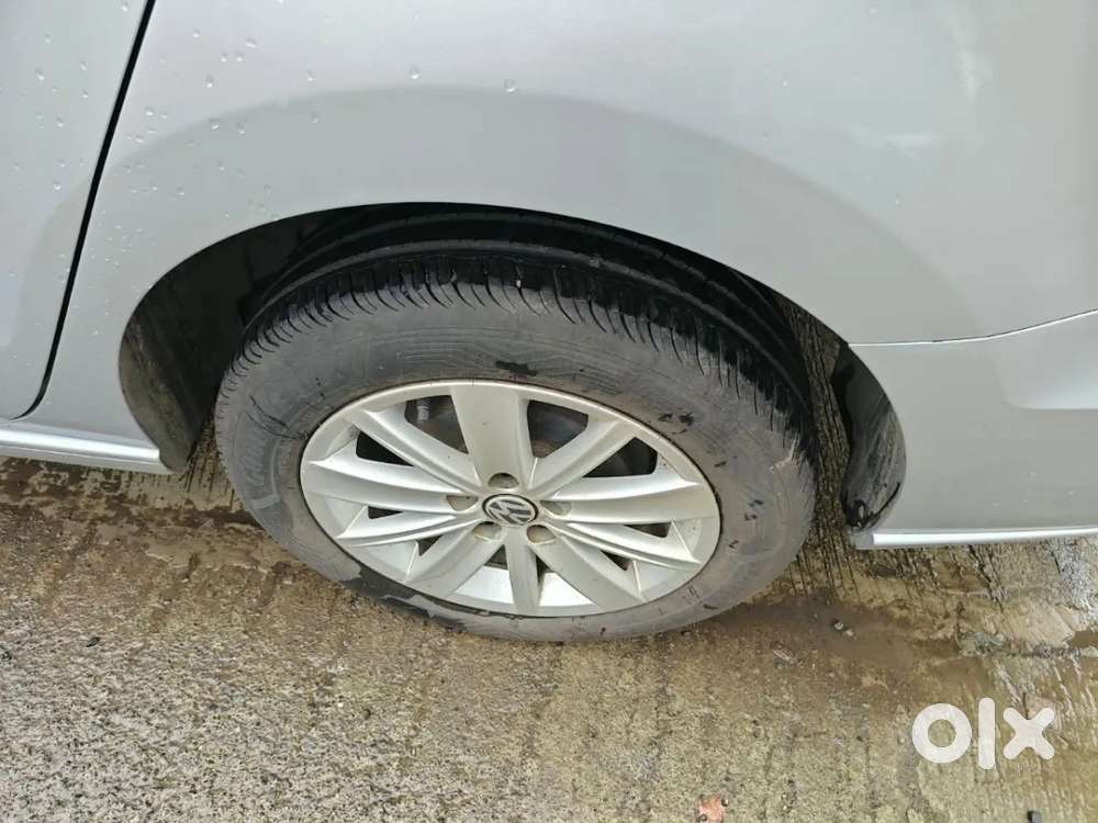 Volkswagen Vento 1.2 Tsi Highline At, 2016, Petrol