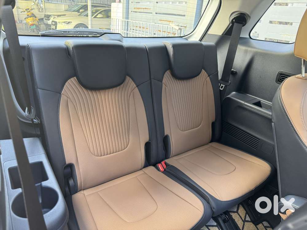 Hyundai Alcazar Signature (o) 6 Str 1.5 Petrol Dct, 2025, Petrol