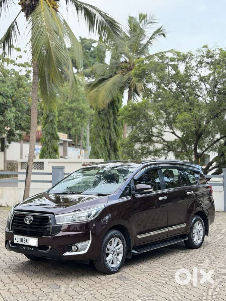 Toyota Innova Crysta 2.4 G Mt 7 Str, 2016, Diesel
